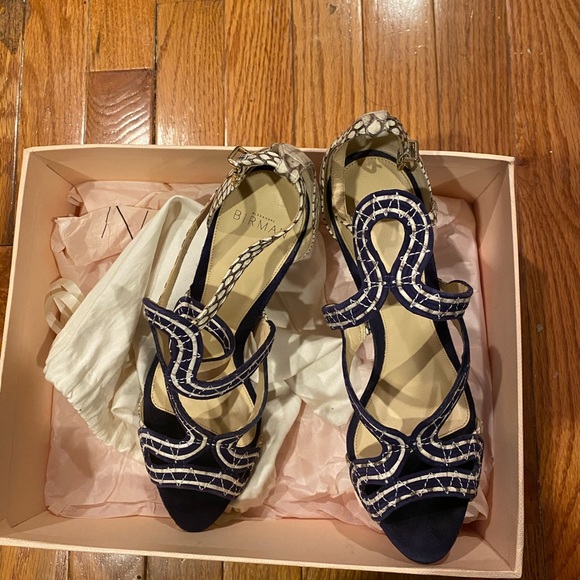 Alexandre Birman sandal fits 8.5/38.5 comfortably - Picture 1 of 5